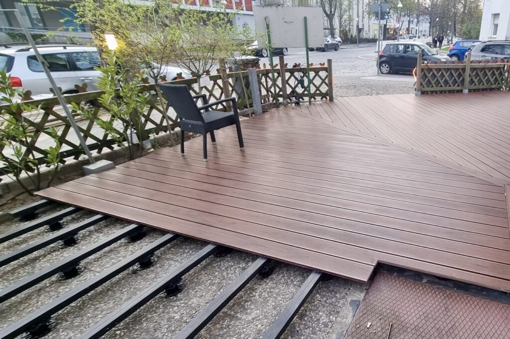 03901882 5a2b 4706 a6a1 608b15ef9f18